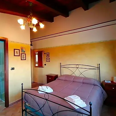 Couette-café Il Castagneto Camerino